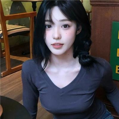 黑色池塘